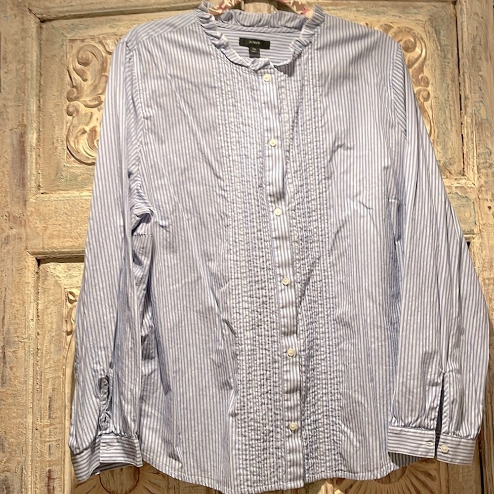 EUC J.Crew Ruffleneck tuxedo shirt in striped lightweight cotton poplin /3X/